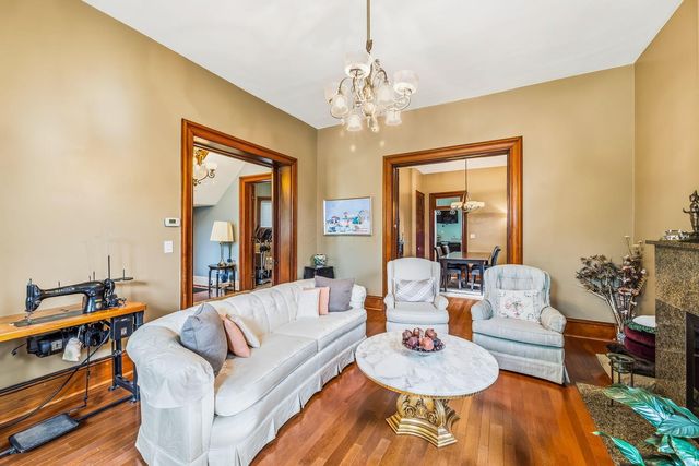 78 W Lincoln Avenue, Delaware, OH 43015