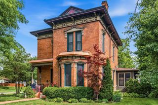 78 W Lincoln Avenue, Delaware, OH 43015