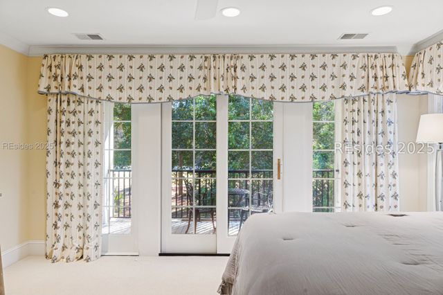 688 Colonial Dr, Hilton Head Island, SC 29926