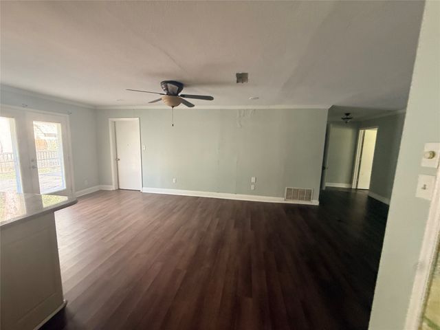 209 Lone Star Road, Trinidad, TX 75163