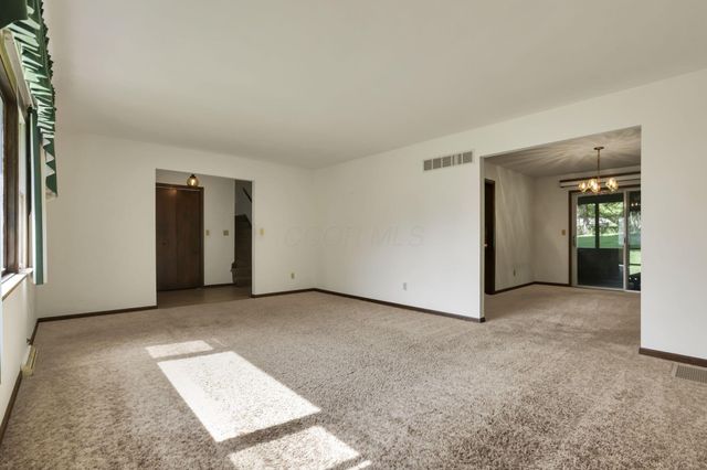 314 E Woodside Drive, Gambier, OH 43022
