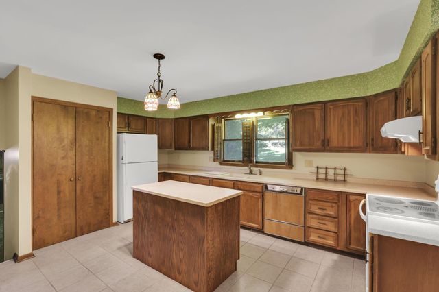 314 E Woodside Drive, Gambier, OH 43022