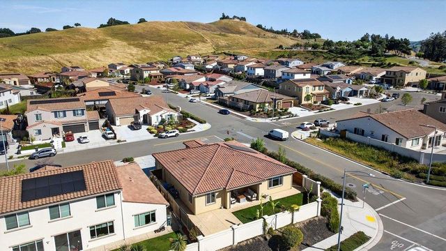 3088 Palomino Way, Hollister, CA 95023