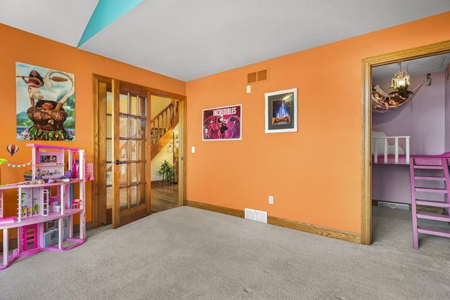 948 Timber Ridge Drive, Oregon, WI 53575