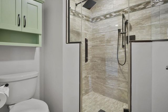 948 Timber Ridge Drive, Oregon, WI 53575