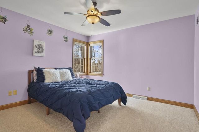 948 Timber Ridge Drive, Oregon, WI 53575