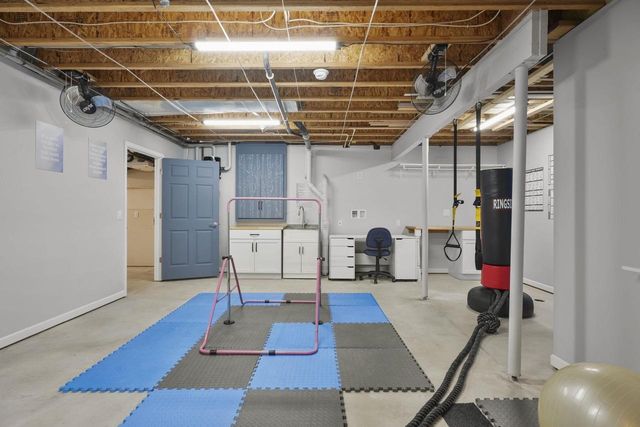 948 Timber Ridge Drive, Oregon, WI 53575