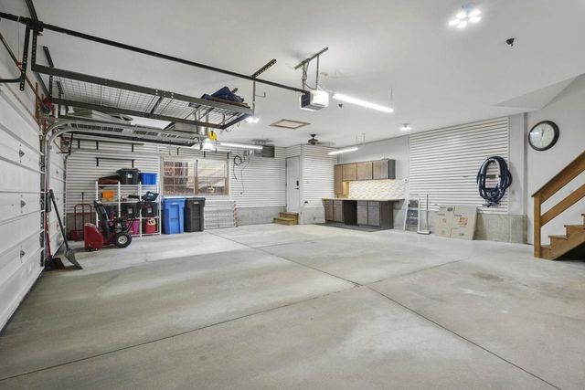 948 Timber Ridge Drive, Oregon, WI 53575