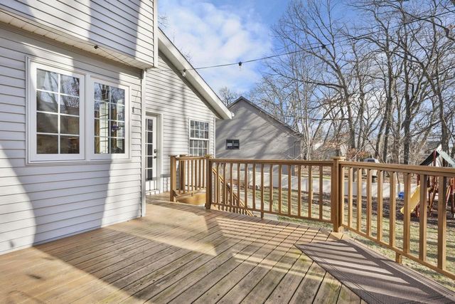 948 Timber Ridge Drive, Oregon, WI 53575