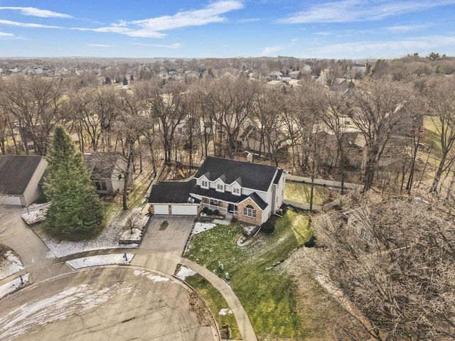 948 Timber Ridge Drive, Oregon, WI 53575