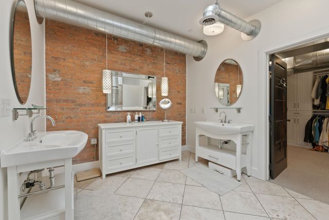 401 W 1st Ave, Spokane, WA 99201