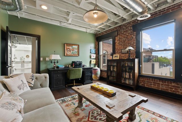 401 W 1st Ave, Spokane, WA 99201