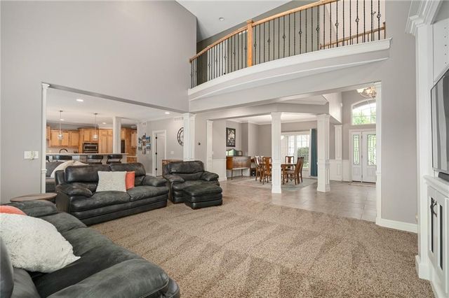 23632 W 52nd Terrace, Shawnee, KS 66226
