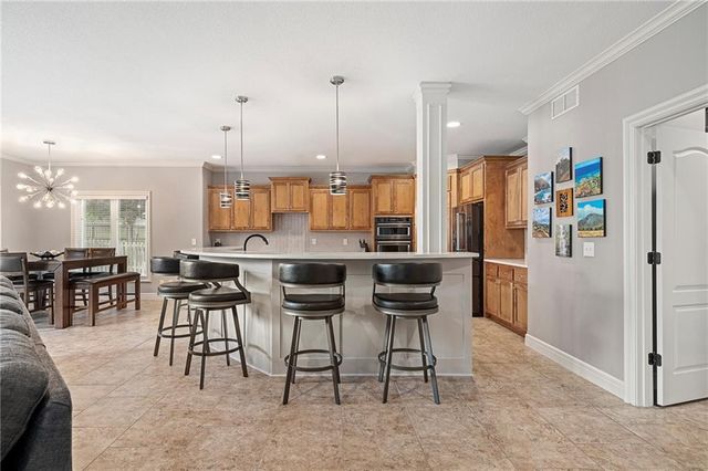 23632 W 52nd Terrace, Shawnee, KS 66226