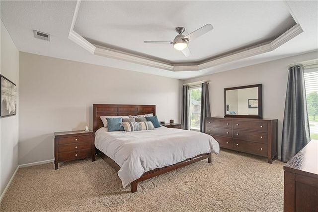 23632 W 52nd Terrace, Shawnee, KS 66226