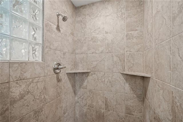 23632 W 52nd Terrace, Shawnee, KS 66226