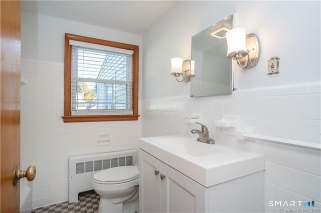 30 Westgate Street, West Hartford, CT 06110