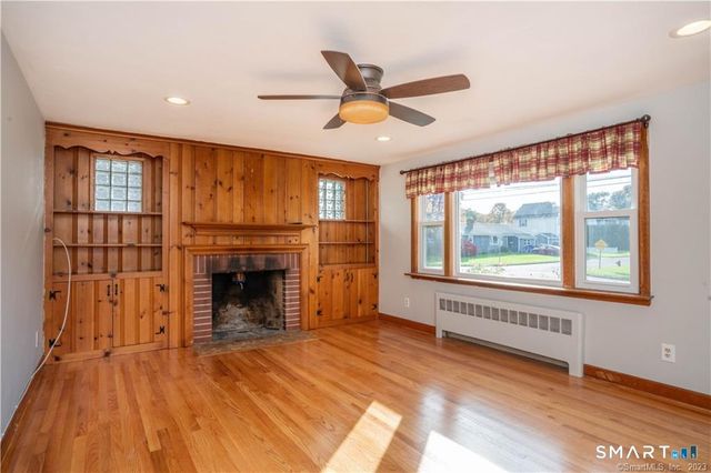 30 Westgate Street, West Hartford, CT 06110