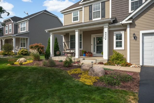 9354 Summerlin Road, Woodbury, MN 55129