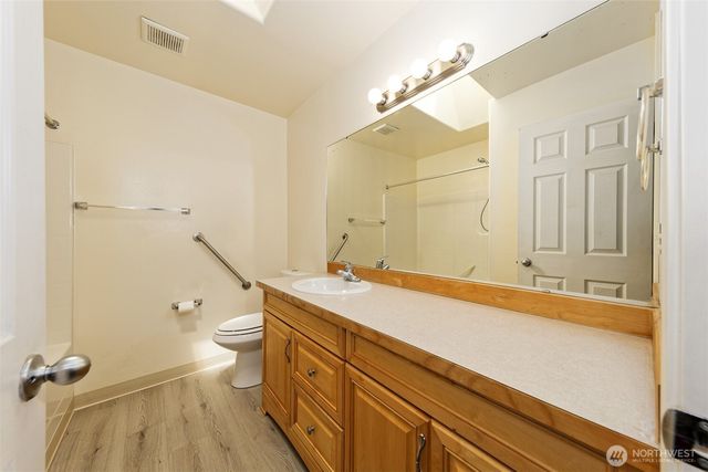 30 E Larch Place, Shelton, WA 98584
