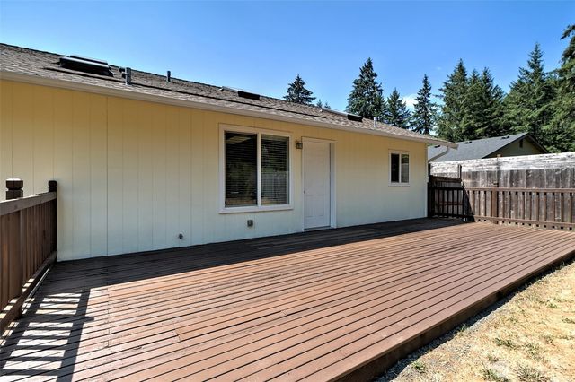 30 E Larch Place, Shelton, WA 98584