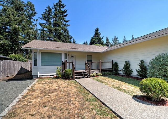 30 E Larch Place, Shelton, WA 98584