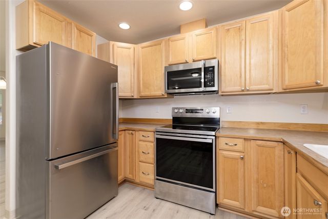 30 E Larch Place, Shelton, WA 98584
