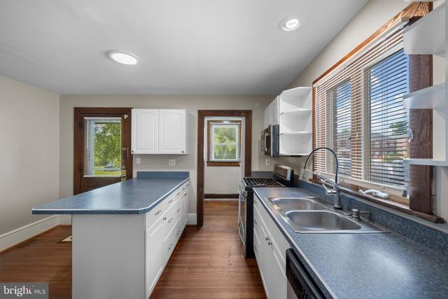 18 E CHATSWORTH AVE E, Reisterstown, MD 21136