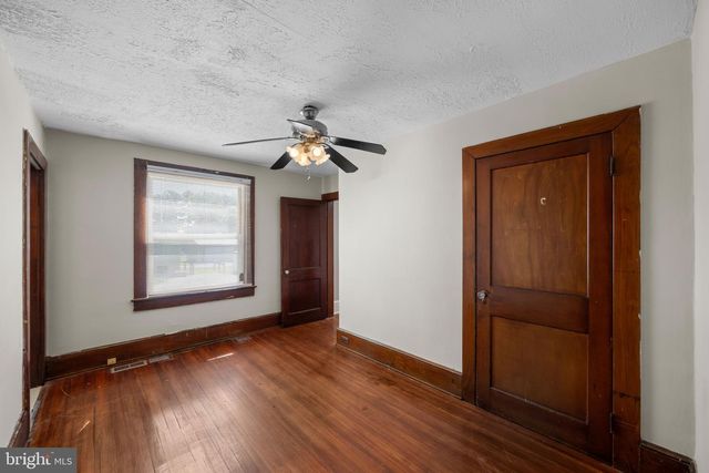 18 E CHATSWORTH AVE E, Reisterstown, MD 21136