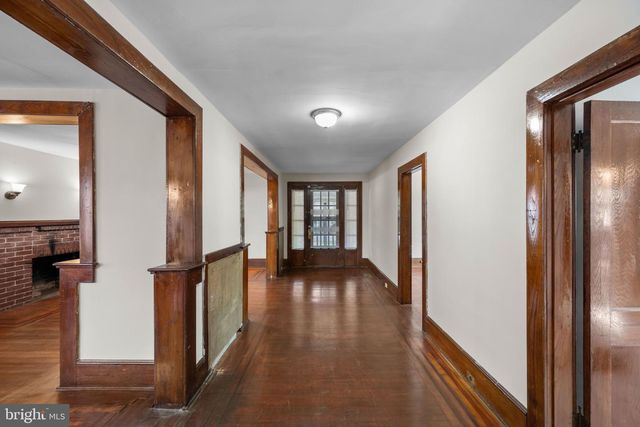 18 E CHATSWORTH AVE E, Reisterstown, MD 21136