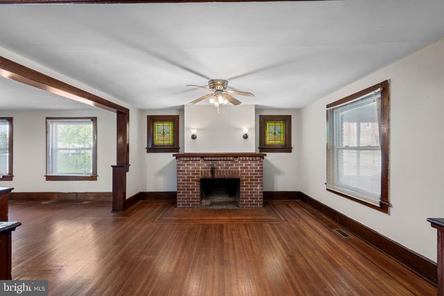 18 E CHATSWORTH AVE E, Reisterstown, MD 21136