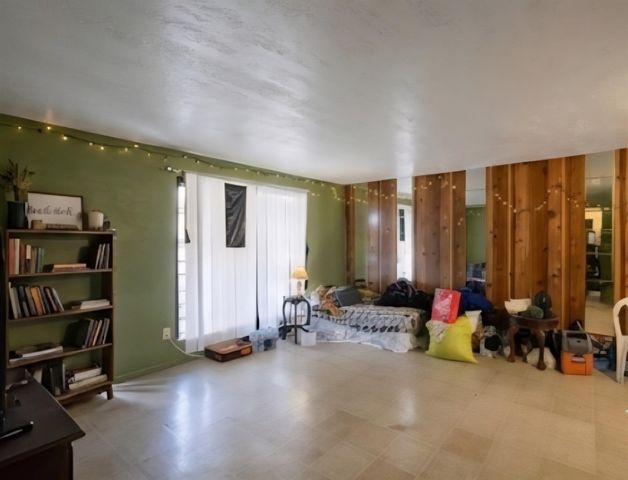 6305 Westward Street 2, Houston, TX 77081