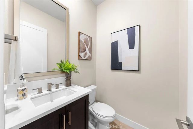 76 Bolide, Irvine, CA 92618