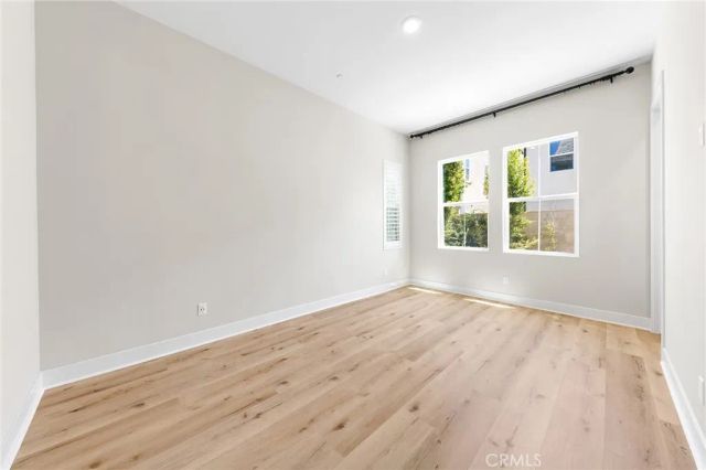 76 Bolide, Irvine, CA 92618