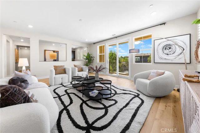 76 Bolide, Irvine, CA 92618