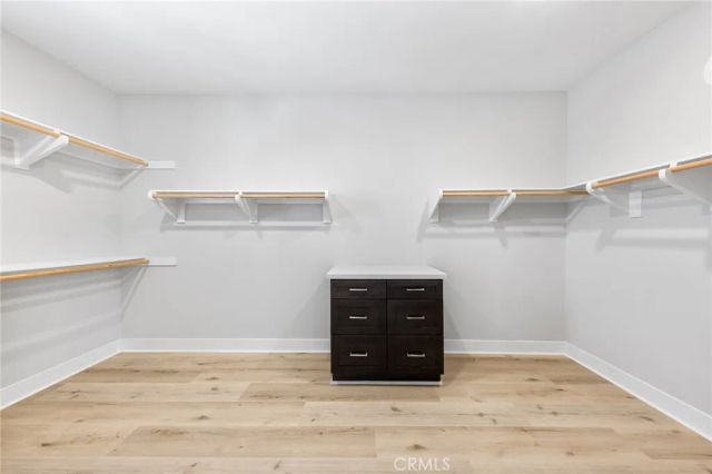 76 Bolide, Irvine, CA 92618