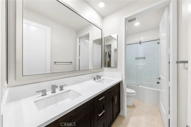 76 Bolide, Irvine, CA 92618