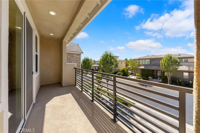 76 Bolide, Irvine, CA 92618