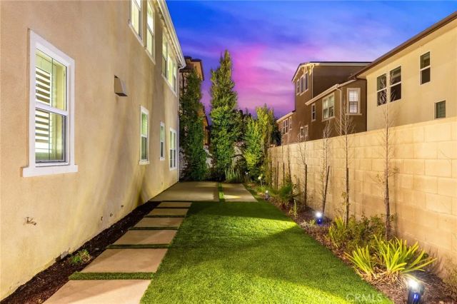 76 Bolide, Irvine, CA 92618