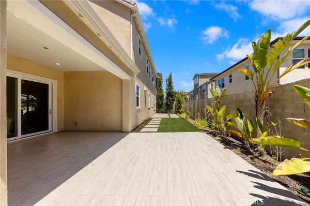 76 Bolide, Irvine, CA 92618