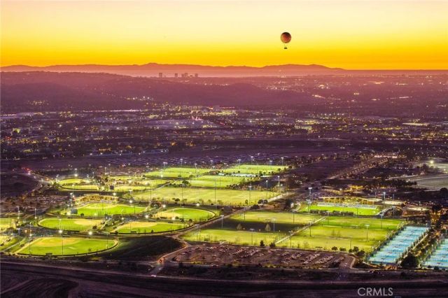 76 Bolide, Irvine, CA 92618