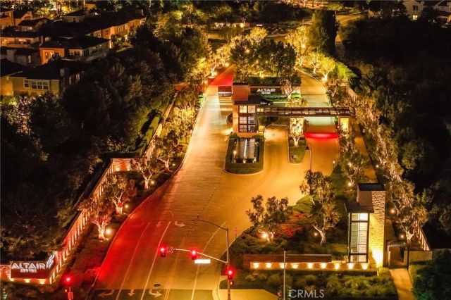 76 Bolide, Irvine, CA 92618