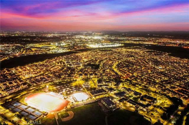 76 Bolide, Irvine, CA 92618