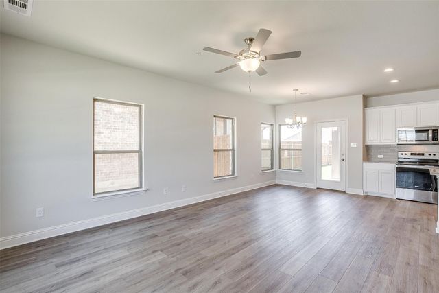 815 HOmeplace Circle, Mansfield, TX 76063