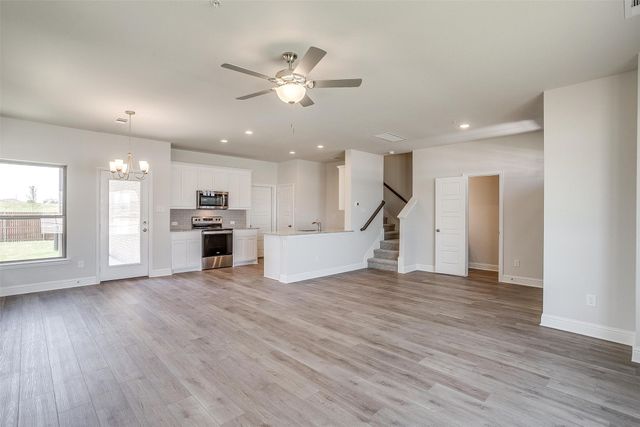 815 HOmeplace Circle, Mansfield, TX 76063