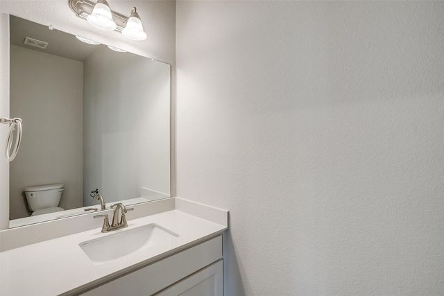 815 HOmeplace Circle, Mansfield, TX 76063