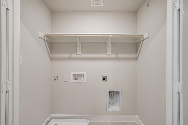 815 HOmeplace Circle, Mansfield, TX 76063