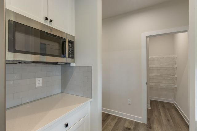 951 Caywood Rd, Smyrna, TN 37167