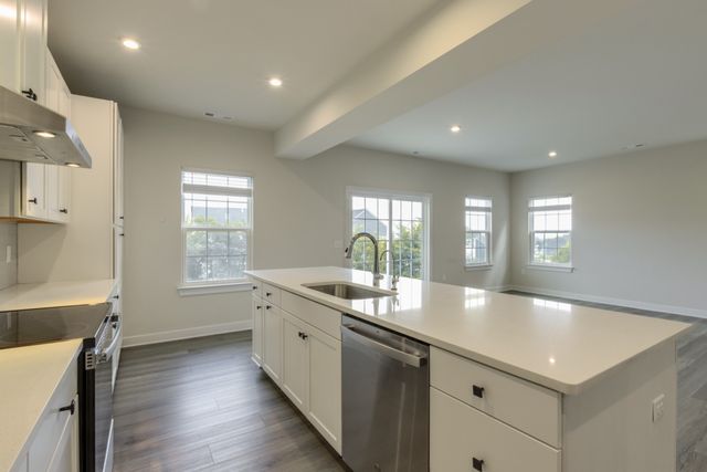 951 Caywood Rd, Smyrna, TN 37167