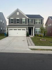 951 Caywood Rd, Smyrna, TN 37167